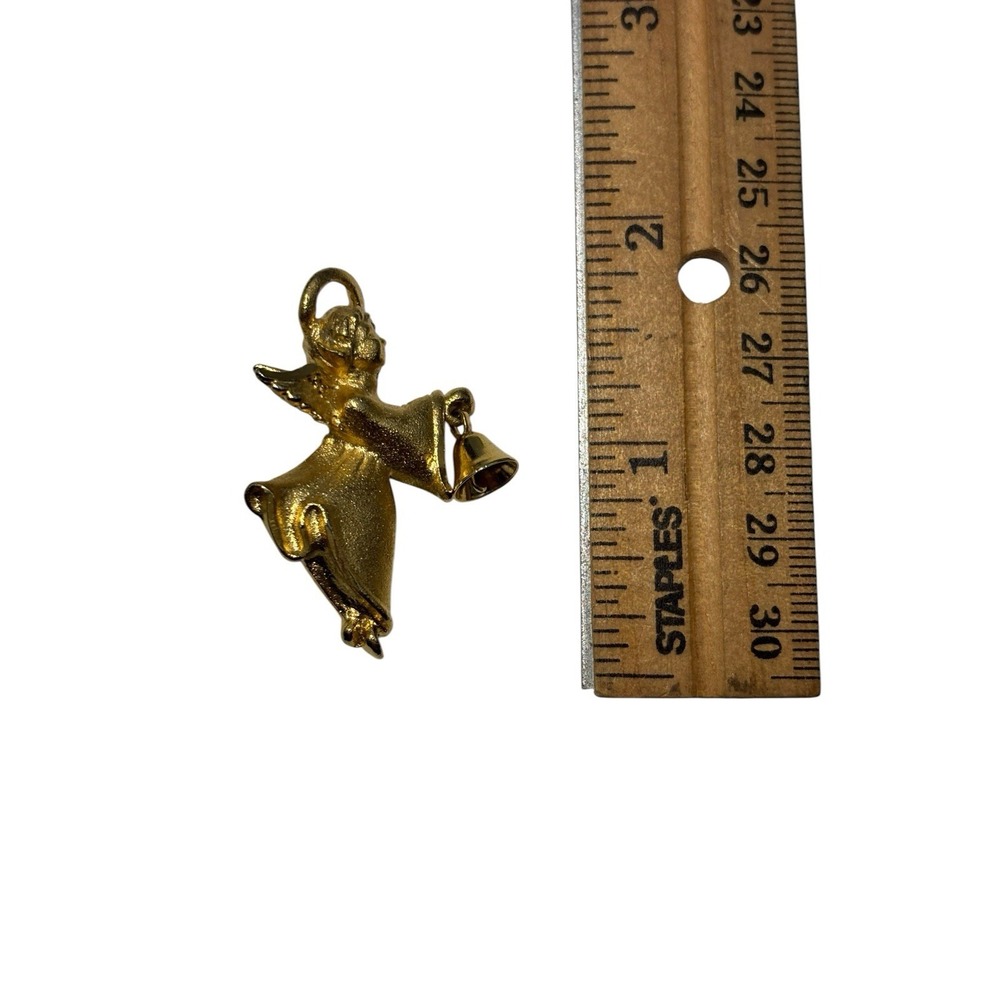 Vintage Robyn Rush Gold Tone Brushed Christmas Angel Figurine Brooch Pin - Picture 4 of 5